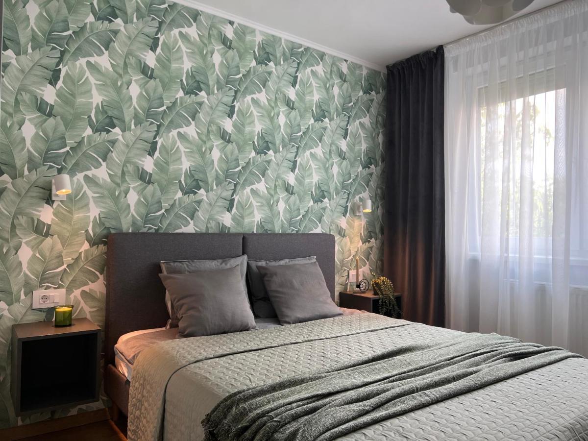 Riverside Jungle Green Apartment Oradea Eksteriør billede