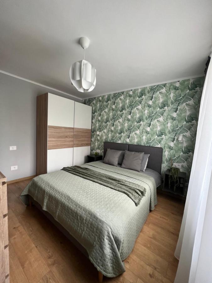 Riverside Jungle Green Apartment Oradea Eksteriør billede