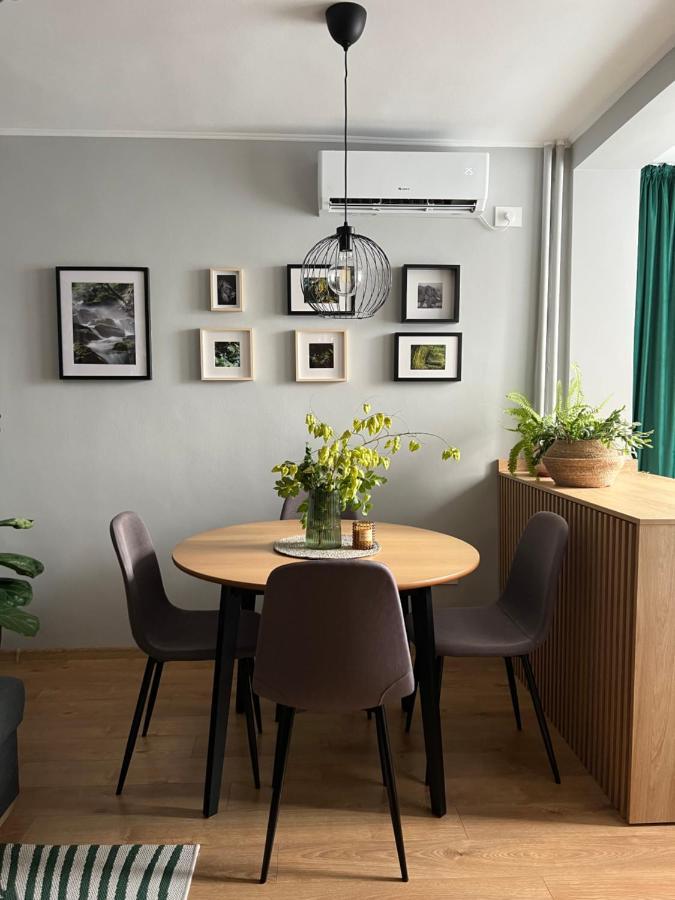Riverside Jungle Green Apartment Oradea Eksteriør billede
